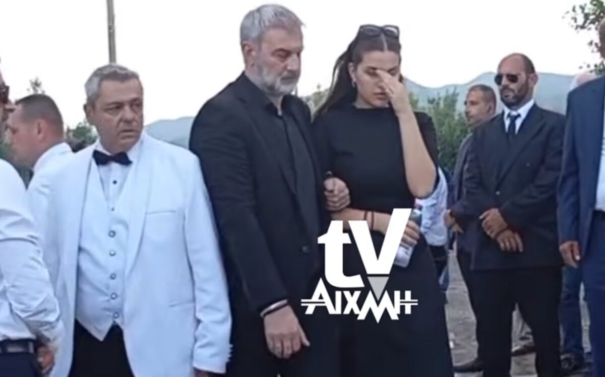 Ταφή Γωγώ Μαστροκώστα