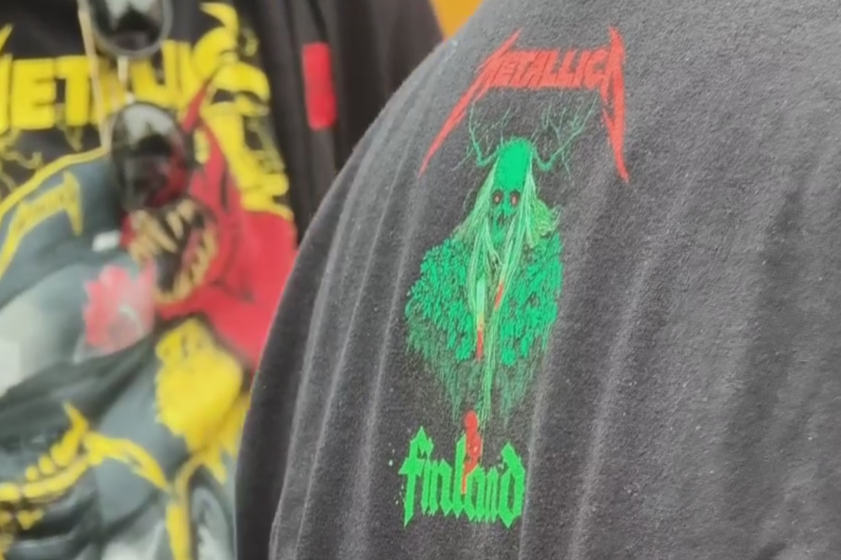 Metallica fever στην Τεχνόπολη: 5 ώρες στην «ουρά» για ένα αναμνηστικό - Αλλαγές στα δρομολόγια του ΗΣΑΠ, «παράταση» στον Ηλεκτρικό