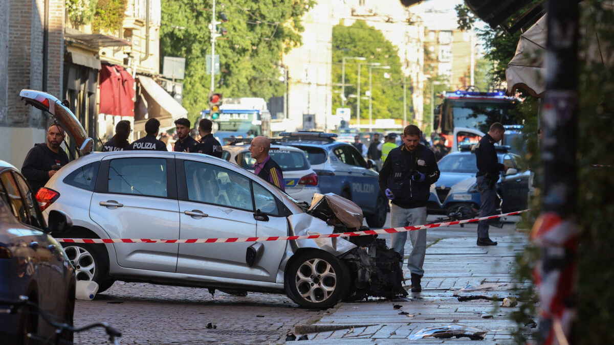 Το αυτοκίνητο που έπεσε σε πεζούς στη Μόντενα