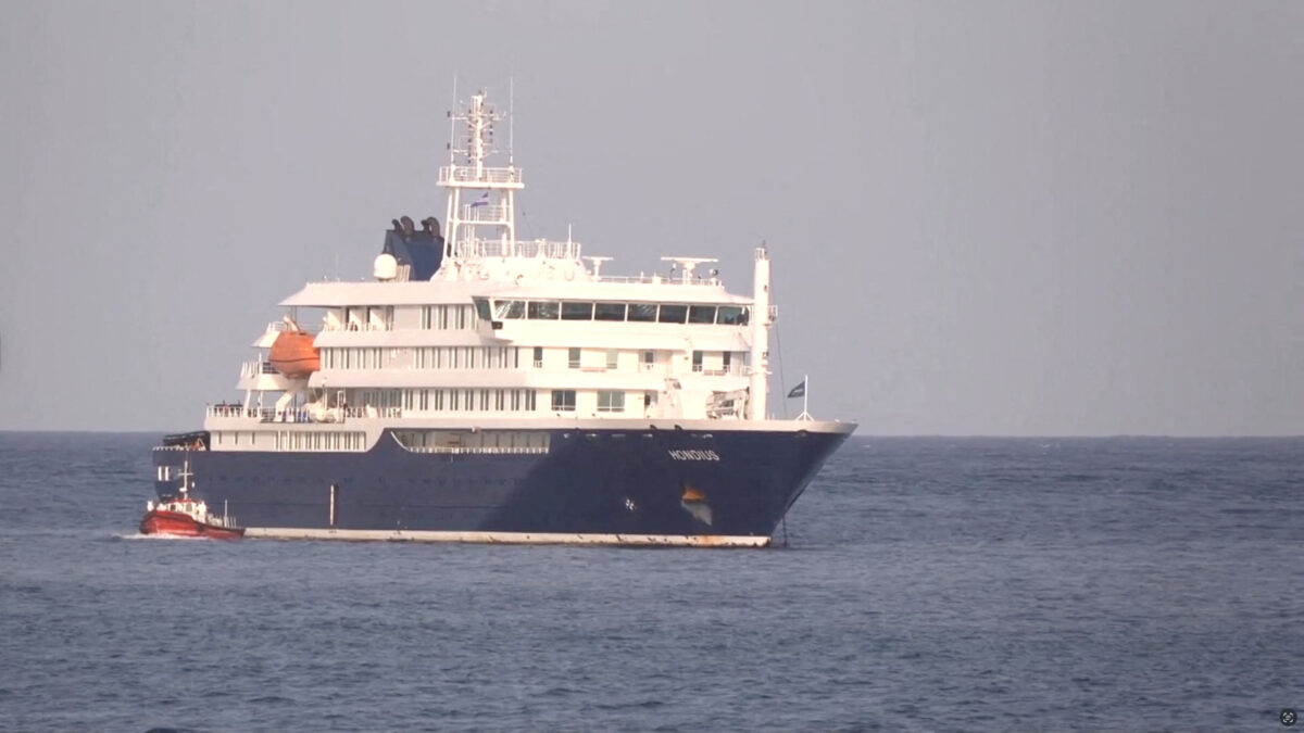 Στην Ολλανδία μεταφέρονται τρεις ασθενείς με χανταϊό από το κρουαζιερόπλοιο