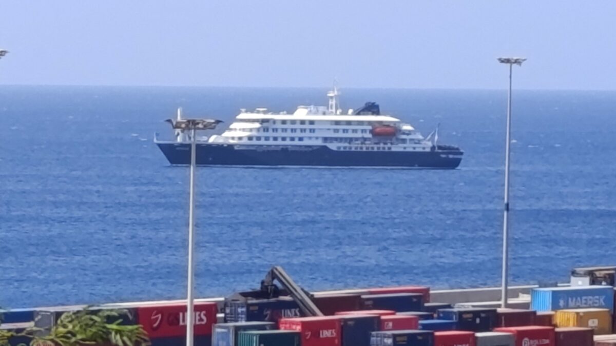 Το κρουαζιερόπλοιο MV Hondius
