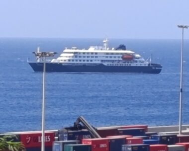 Το κρουαζιερόπλοιο MV Hondius