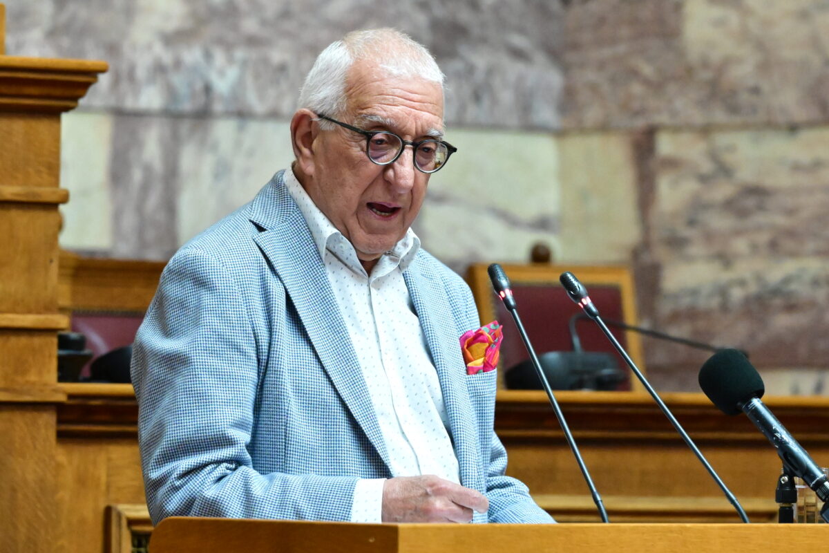 Κακλαμάνης για τις διαρροές του διαλόγου Ανδρουλάκη - Δεμίρη στη συνεδρίαση για τις υποκλοπές: «Θα ζητήσω έρευνα, είναι έως και ποινικό αδίκημα»