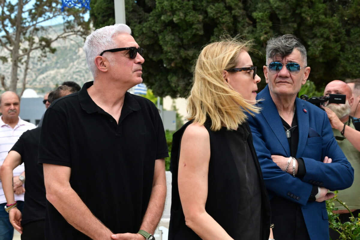 Αντώνης Νικοπολίδης