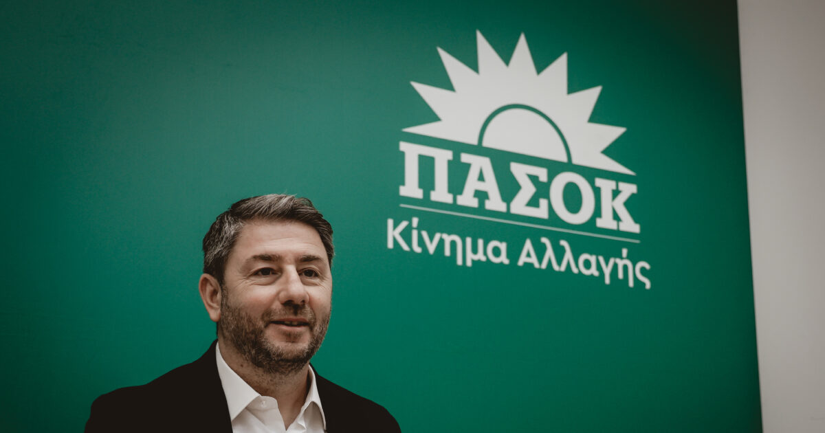 ΠΑΣΟΚ κατά Τσίπρα: Περίεργο «πουσάρισμα» της ΕΛ.Α.Σ. και σκηνικό χειραγώγησης μέσω δημοσκοπήσεων