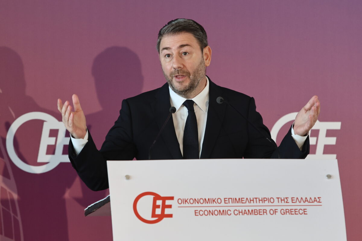 Νίκος Ανδρουλάκης κατά κυβέρνησης: «Μπαλώματα αντί για λύσεις, επικοινωνία αντί για πολιτική»