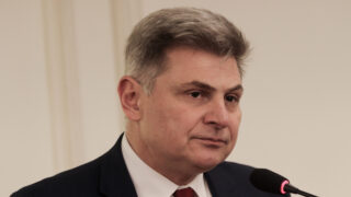 Ο Νίκος Φαραντούρης