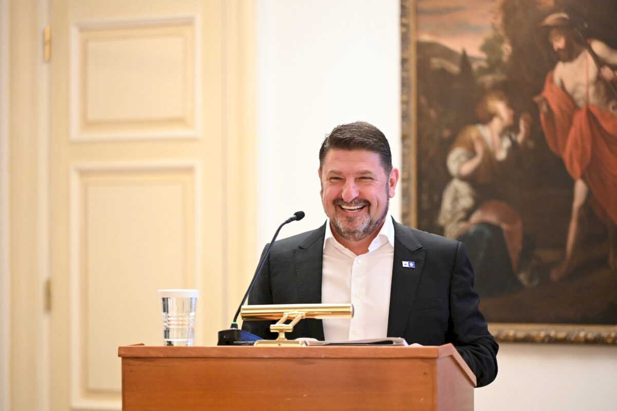 Νίκος Χαρδαλιάς
