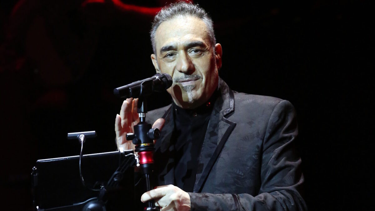 Νότης Σφακιανάκης