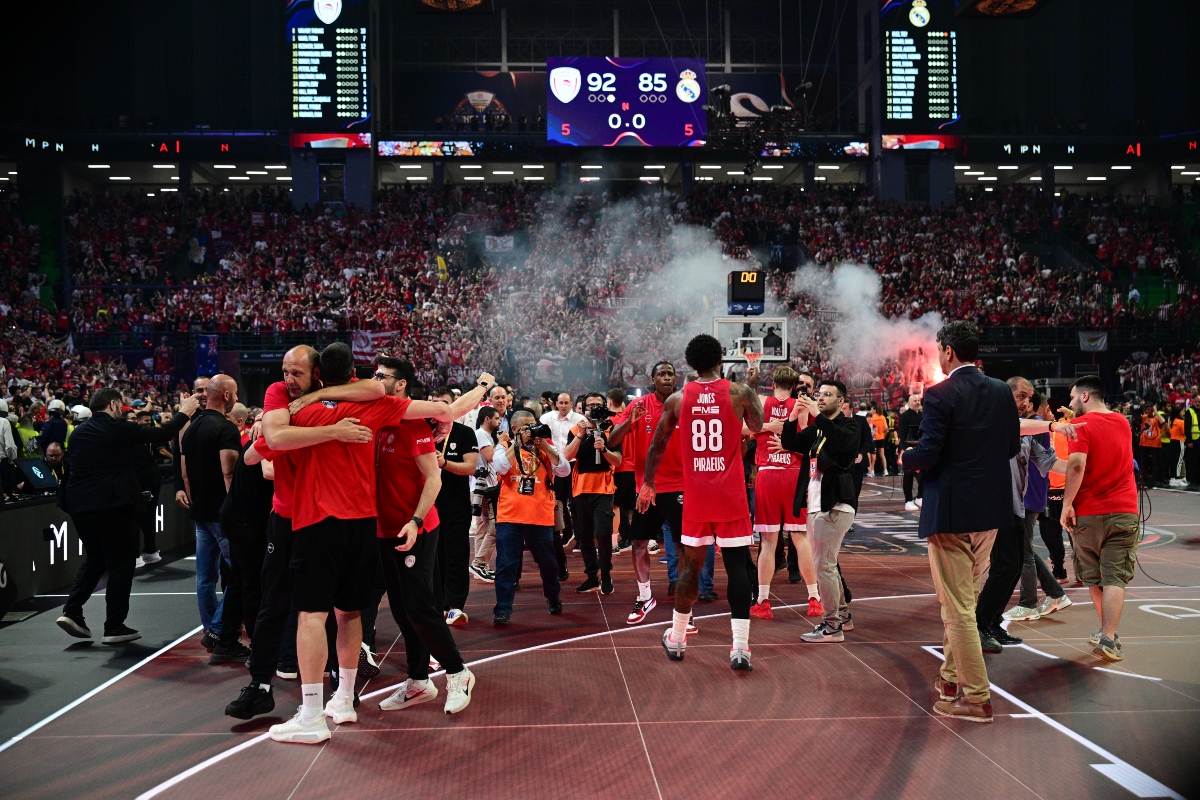 Τασούλας για κατάκτηση Euroleague από τον Ολυμπιακό: Φέρατε το ελληνικό μπάσκετ στην κορυφή της Ευρώπης