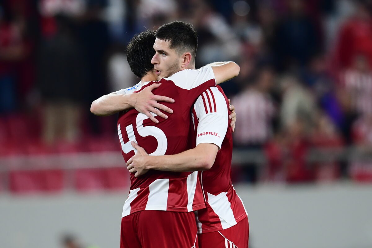 Βαθμολογία πλέι οφ Super League: Ο Ολυμπιακός προσπέρασε τον ΠΑΟΚ μία αγωνιστική πριν το φινάλε