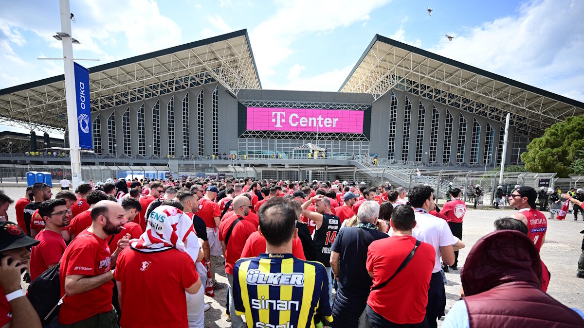 Final Four Euroleague: Μέσα στο «T-Center» πριν από το Ολυμπιακός – Φενέρμπαχτσε