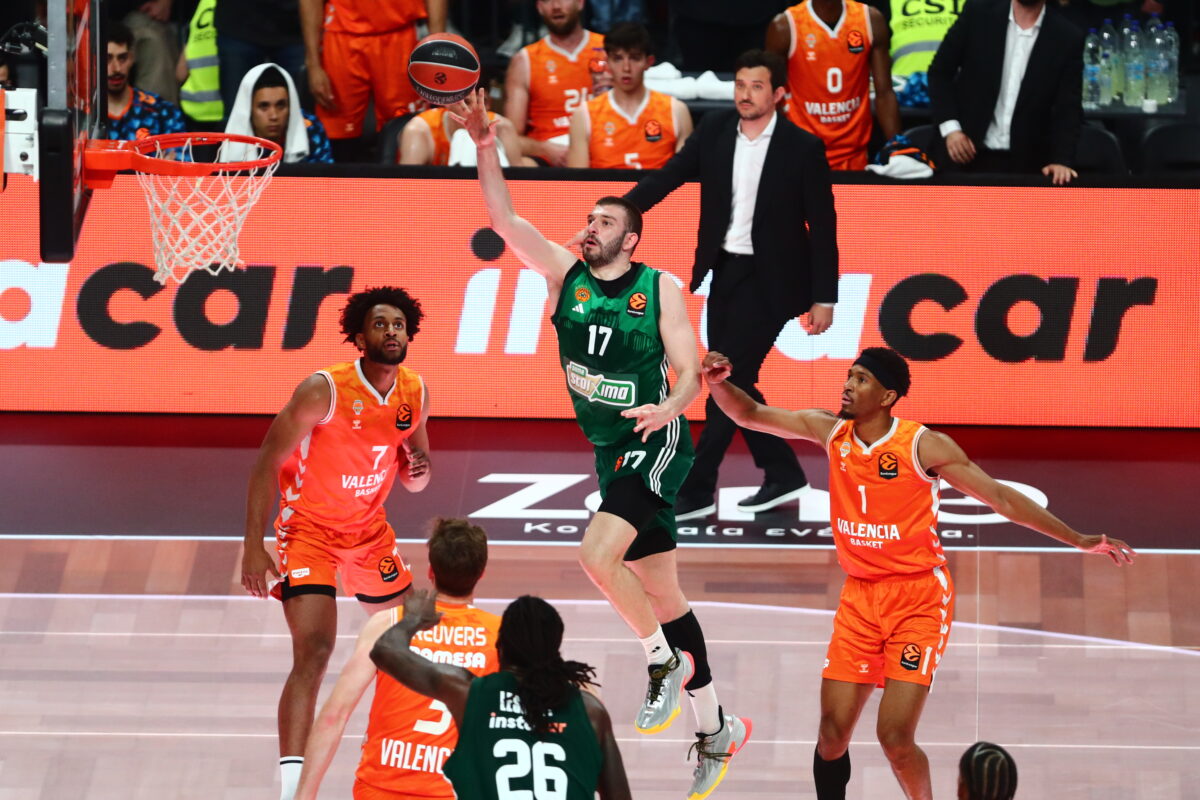 Παναθηναϊκός - Βαλένθια: Οι διαιτητές του game 4 των πλέι οφ της Euroleague