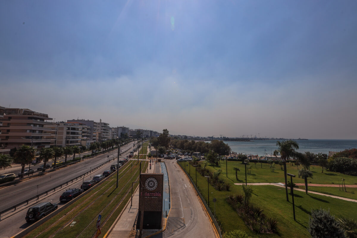 Έντονη μυρωδιά υγραερίου στα νότια προάστια - Εκκενώθηκαν  επιχειρήσεις