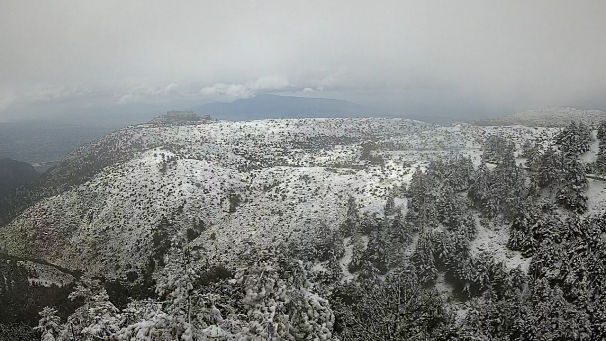 Εικόνα από το καταφύγιο Μπάφι στην Πάρνηθα