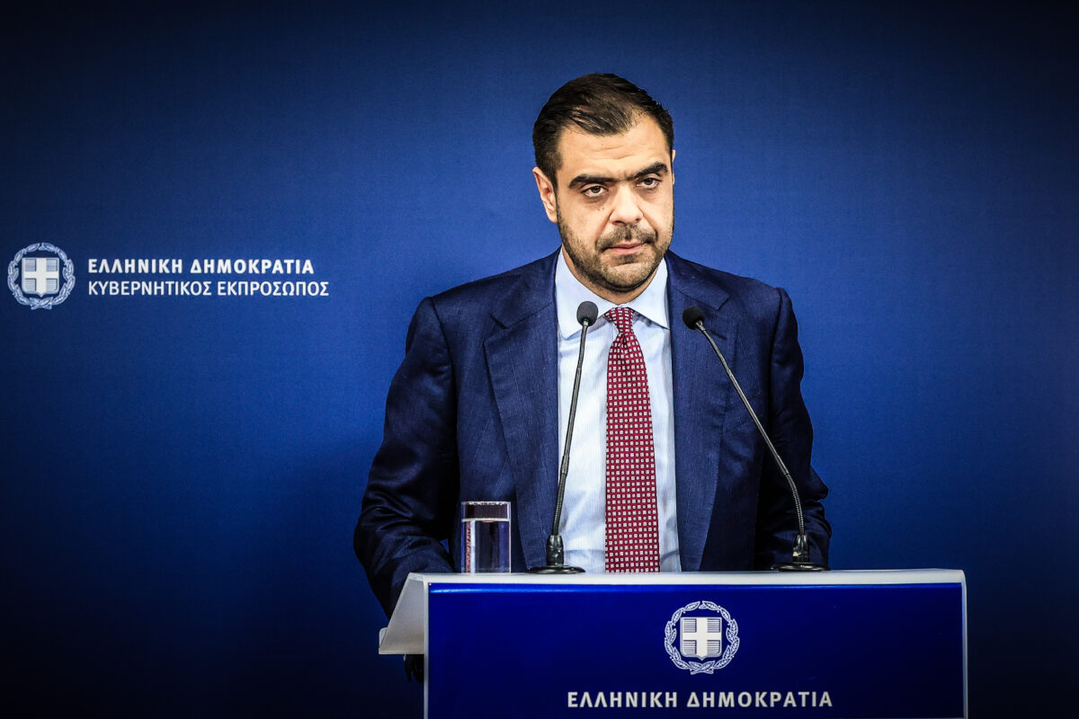 Παύλος Μαρινάκης για κόμμα Τσίπρα: Είναι αργά για δάκρυα και για να ξαναγραφτεί η ιστορία