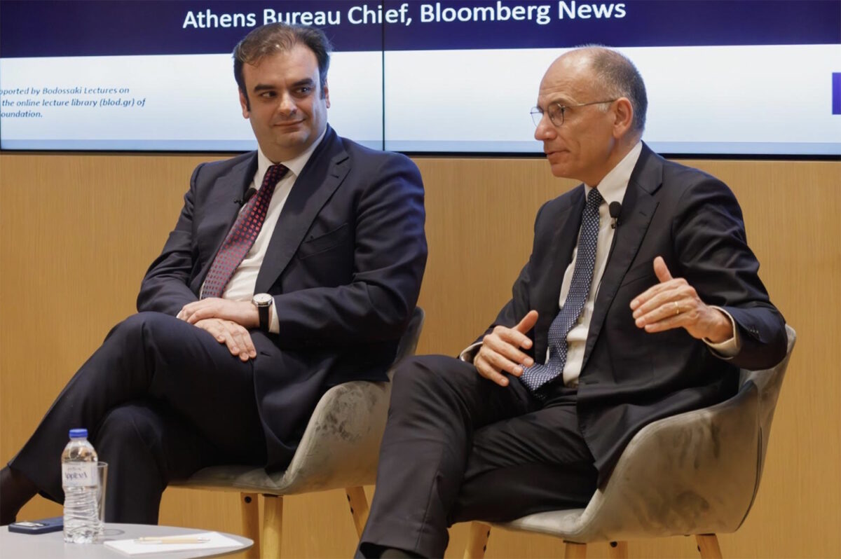 Κυριάκος Πιερρακάκης και Ενρίκο Λέτα σε εκδήλωση στην Αθήνα
