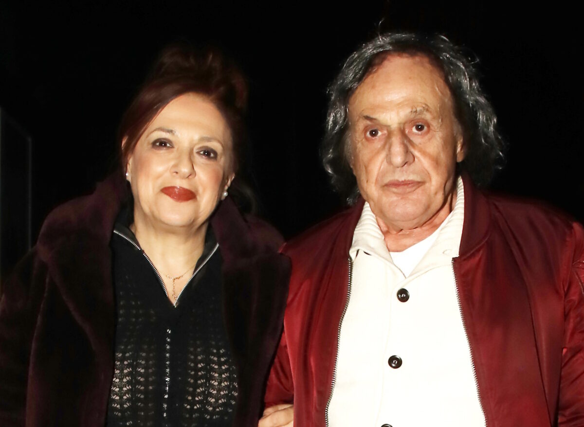 Ελένη Ράντου για Βασίλη Παπακωνσταντίνου: Δύσκολο να ζεις με έναν μύθο, έχουμε περάσει τρεις κρίσεις