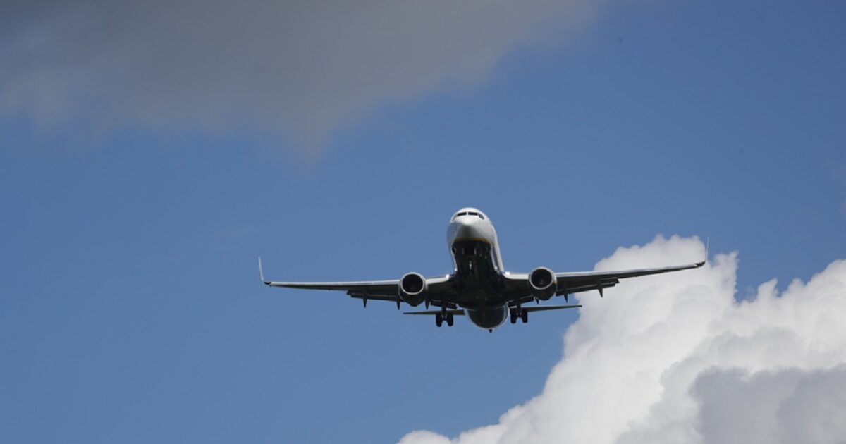 Αγωνία για την παρουσία της Ryanair στη Θεσσαλονίκη: Σύσκεψη Δήμου Θεσσαλονίκης με τη διοίκηση την Τρίτη