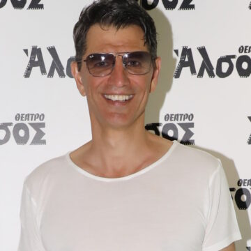 Σάκης Ρουβάς