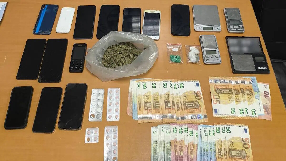Εξαρθρώθηκε σπείρα που διακινούσε ναρκωτικά στις Σέρρες