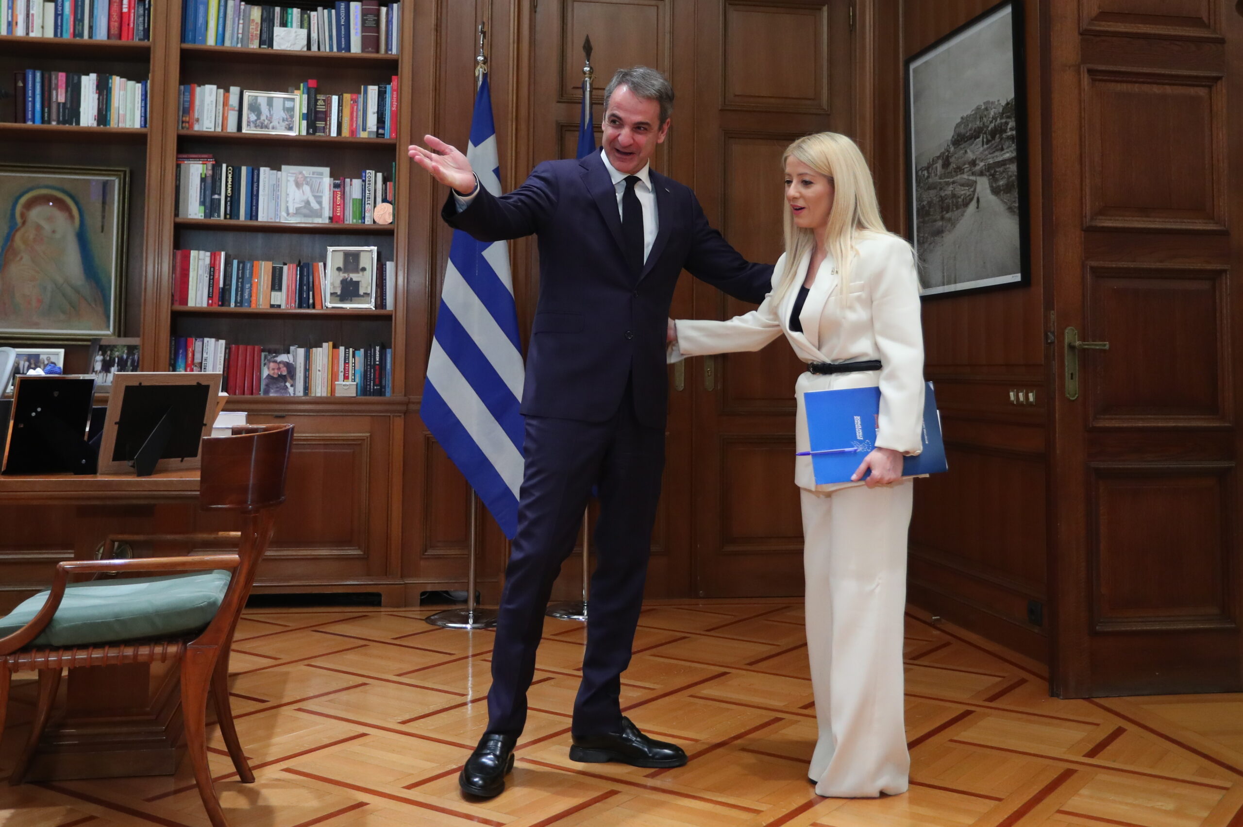 Συνάντηση του Κυριάκου Μητσοτάκη με την Αννίτα Δημητρίου στο Μαξίμου