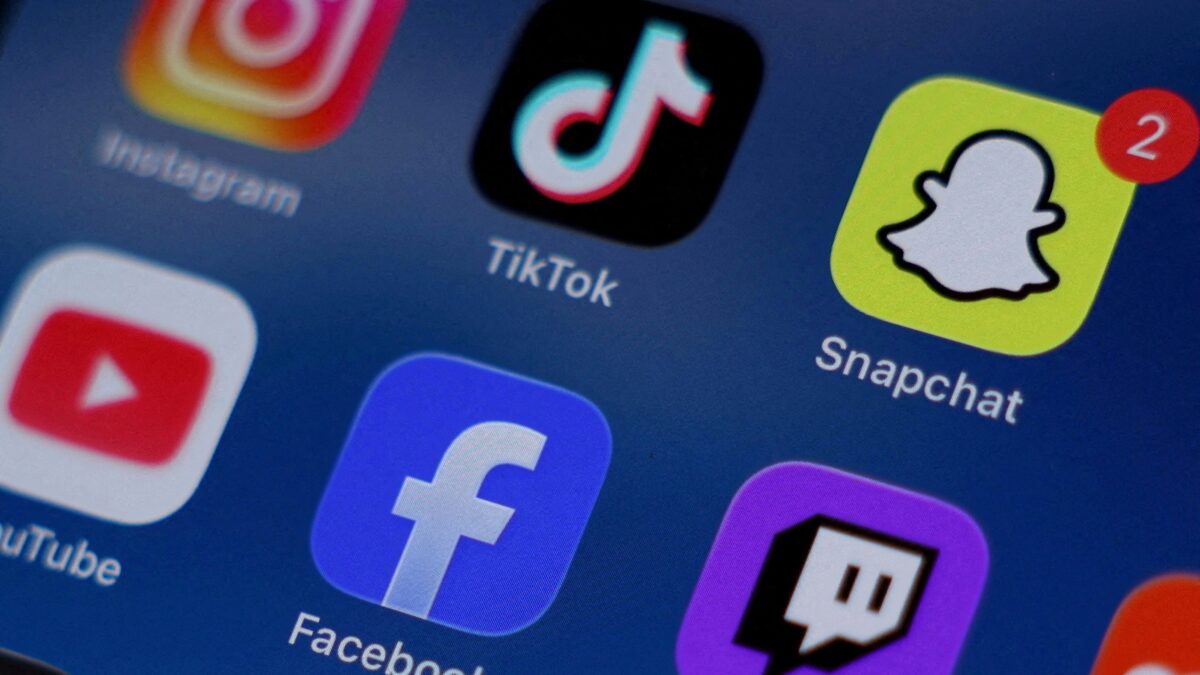 Instagram, TikTok, Snapchat, YouTube, Facebook, Twitch and Reddit / REUTERS