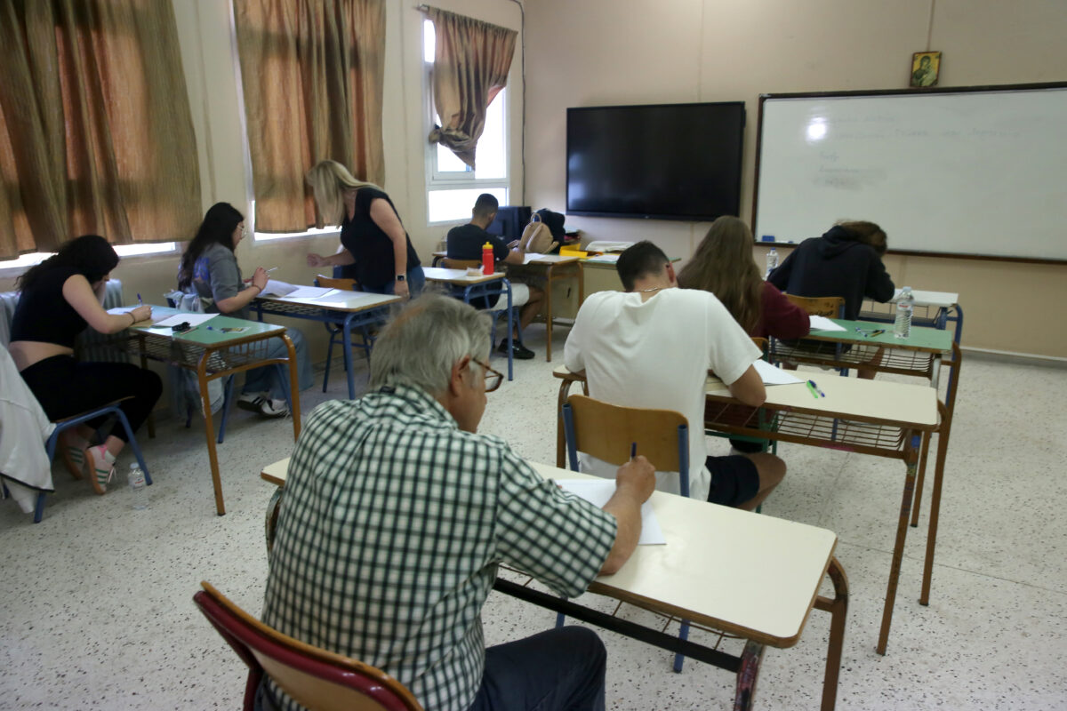 Ενδοσχολικές εξετάσεις: Πρεμιέρα σήμερα για τους μαθητές του Λυκείου - Πότε ολοκληρώνονται και πότε αρχίζουν οι Πανελλήνιες