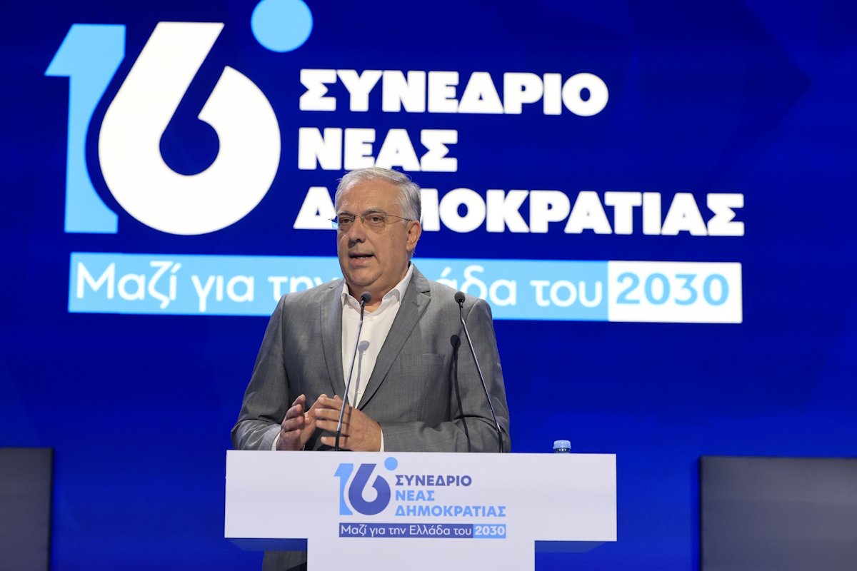 Τάκης Θεοδωρικάκος στο 16ο συνέδριο της ΝΔ: Δεν θα είχαμε πετύχει τίποτα αν δεν έδινε η παράταξη τις μάχες ενωμένη