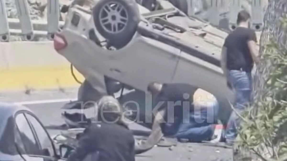 αυτοκίνητο τροχαίο