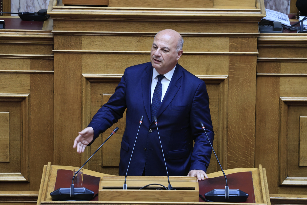 Κώστας Τσιάρας: Δικογραφία σε βάρος 2 υπόπτων που έστειλαν απειλητικό email στο γραφείο του υπουργού