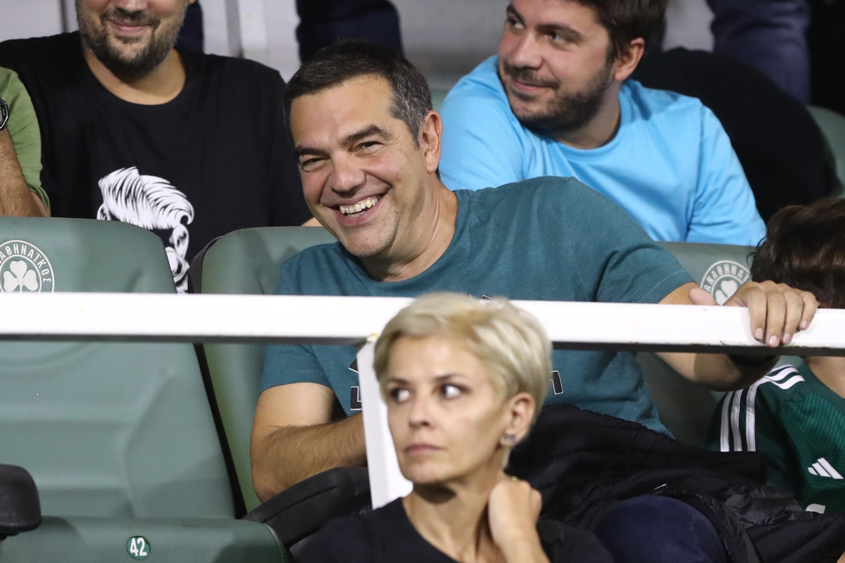 Όταν ο Αλέξης Τσίπρας έλεγε πως ο ΣΥΡΙΖΑ μοιάζει με την Μπαρτσελόνα – Η ανάρτηση για το νέο κόμμα