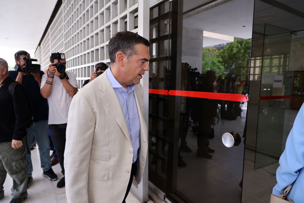 Ο Αλέξης Τσίπρας στον Άρειο Πάγο