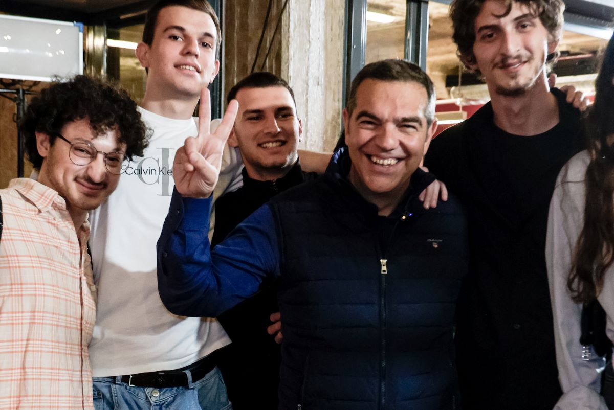 Αλέξης Τσίπρας: Το όνομα που προτείνουν νέοι για το κόμμα του πρώην πρωθυπουργού