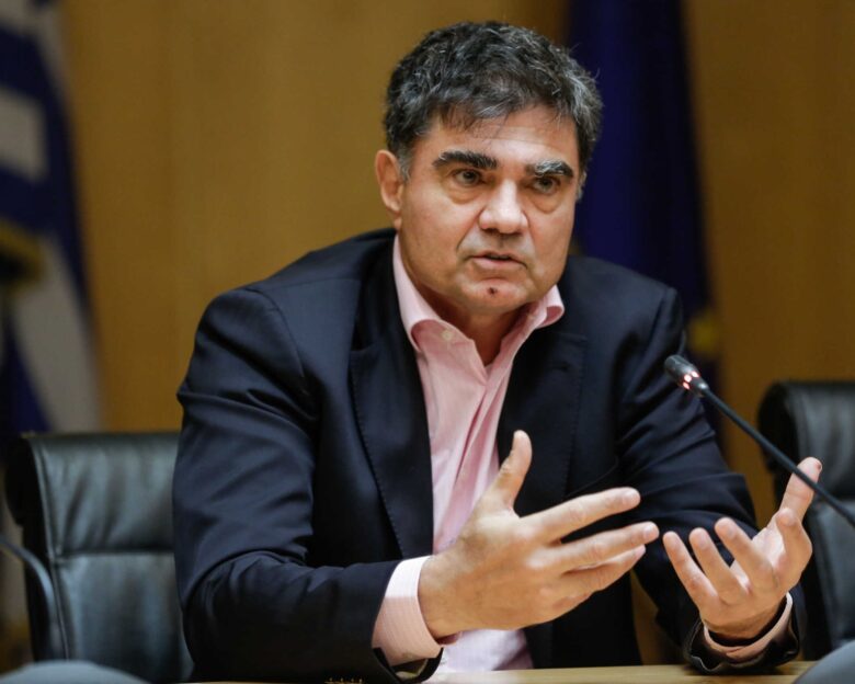 O πρόεδρος της Motor Oil Γιάννης Βαρδινογιάννης