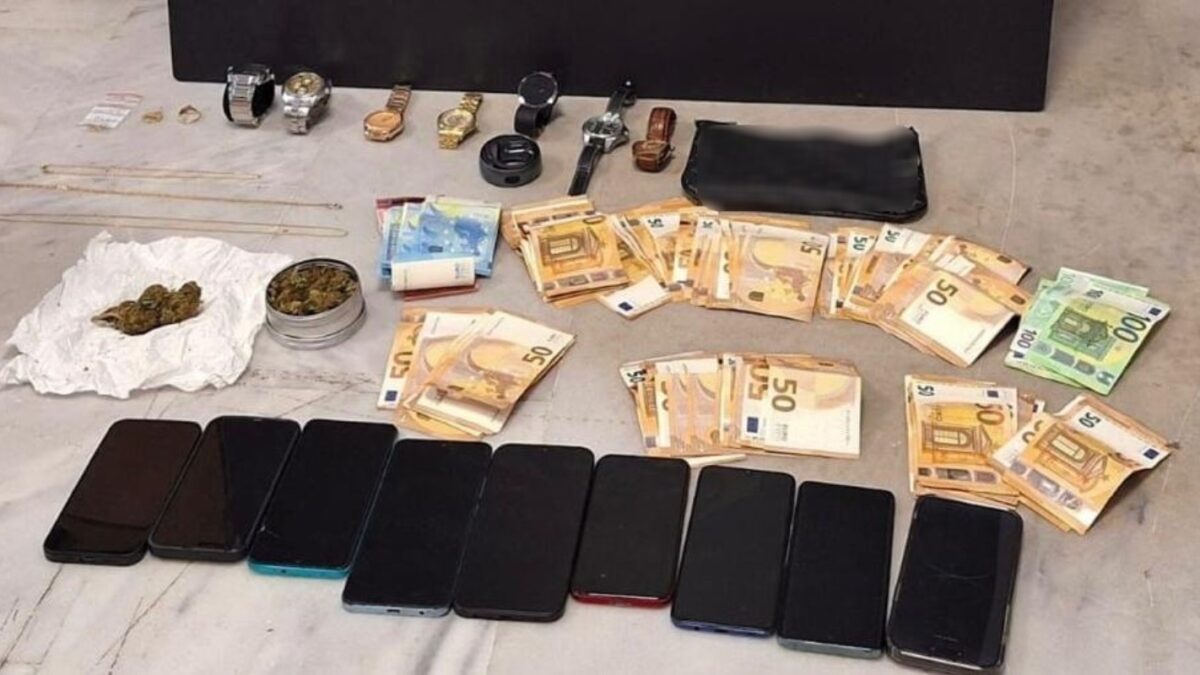 Εξάρθρωση σπείρας με τηλεφωνικές απάτες στα Χανιά: 3 συλλήψεις, 62.000 ευρώ η λεία της οργάνωσης