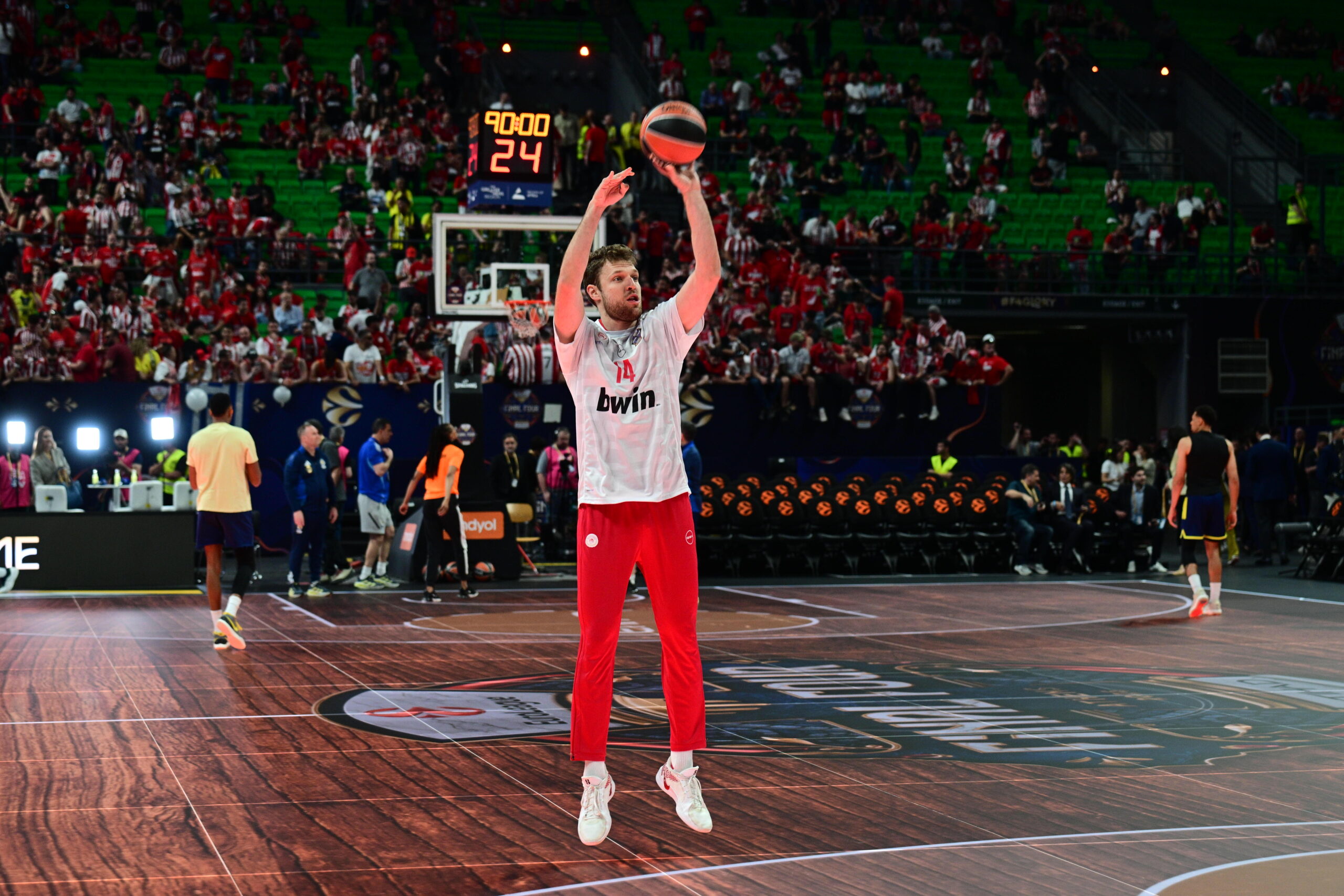 EUROLEAGUE FINAL-4 2025-2026 ΑΘΗΝΑ / 1ος ΗΜΙΤΕΛΙΚΟΣ ΟΛΥΜΠΙΑΚΟΣ - ΦΕΝΕΡΜΠΑΧΤΣΕ. (KLODIAN LATO / EUROKINISSI)