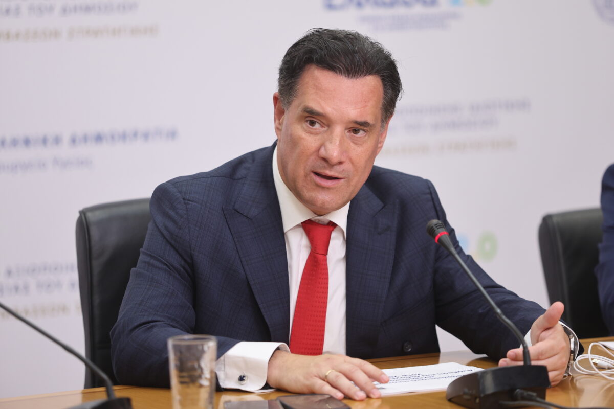 Άδωνις Γεωργιάδης