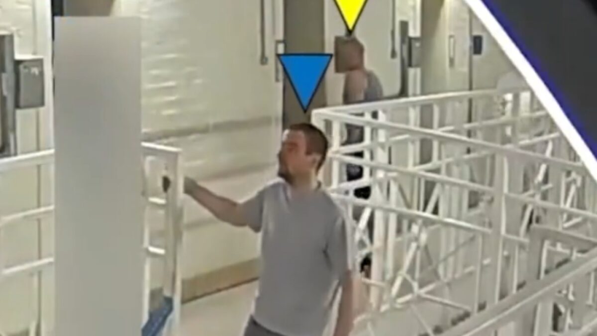 Κρατούμενοι δολοφόνησαν παιδόφιλο συγκρατούμενο που είχε σκοτώσει 2χρονο παιδί