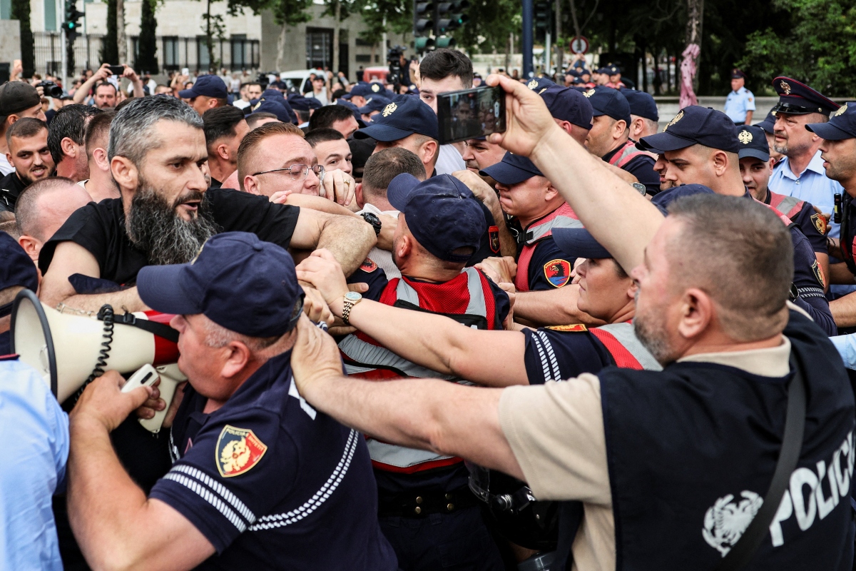 Διαδηλώσεις στην Αλβανία