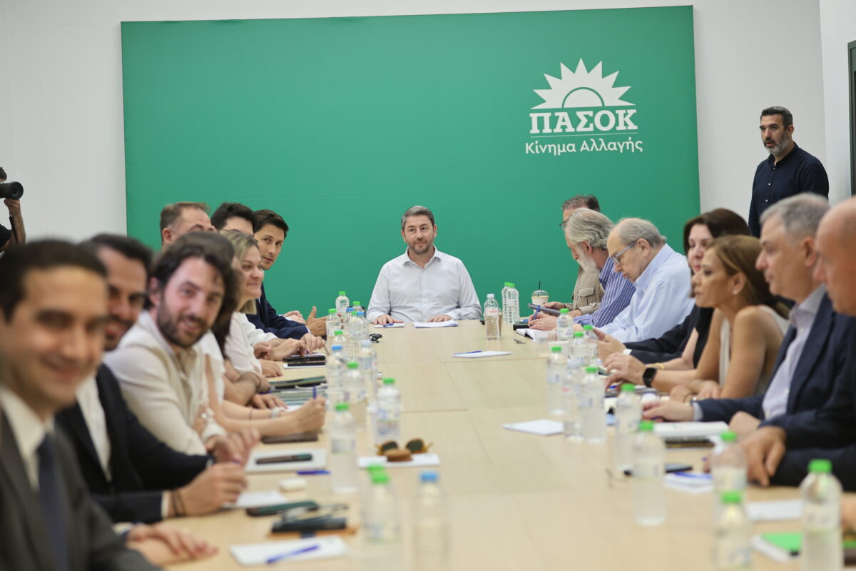 ΠΑΣΟΚ, Συνεδρίαση του Πολιτικού Συμβουλίου