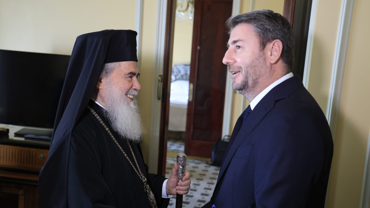 Συνάντηση του Προέδρου του ΠΑΣΟΚ-Κινήματος Αλλαγής, Νίκου Ανδρουλάκη με τον Πατριάρχη Ιεροσολύμων, κ.κ. Θεόφιλο. Τρίτη 9 Ιουνίου 2026 (ΓΙΩΡΓΟΣ ΚΟΝΤΑΡΙΝΗΣ / EUROKINISSI)