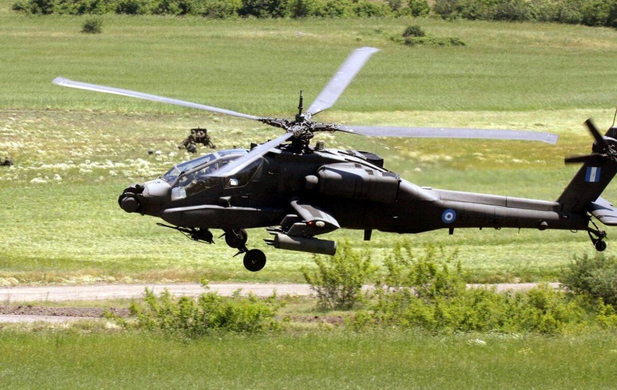 Ελικόπτερο τύπου Apache συνετρίβη στα Στενά του Ορ