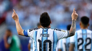 Ο 38χρονος Lionel Messi πήρε την εθνική Αργεντινής από το χέρι στο ξεκίνημα του 23ου Παγκοσμίου Κυπέλλου