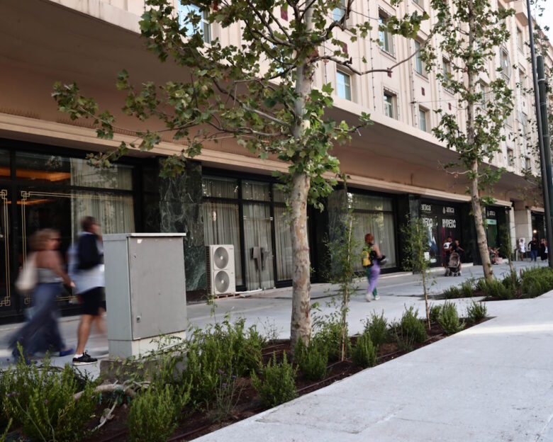 Τα Αττικά Πολυκαταστήματα στην οδό Πανεπιστημίου