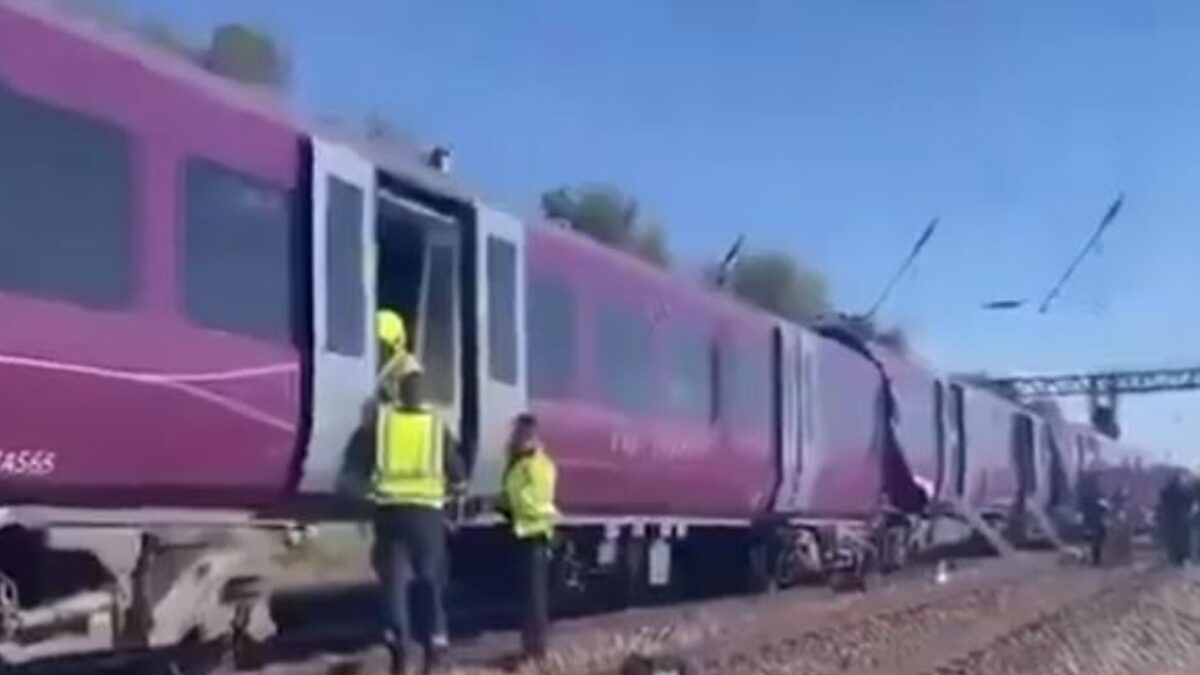 Σύγκρουση τρένων στη Βρετανία
