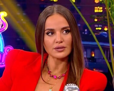 Η Ρία Ελληνίδου καλεσμένη του Γρηγόρη Αρναούτογλου