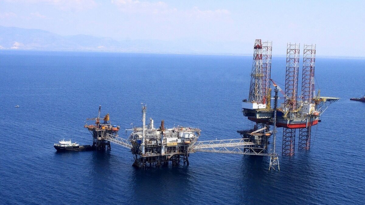 Το πλωτο γεωτρύπανο στον Πρίνο