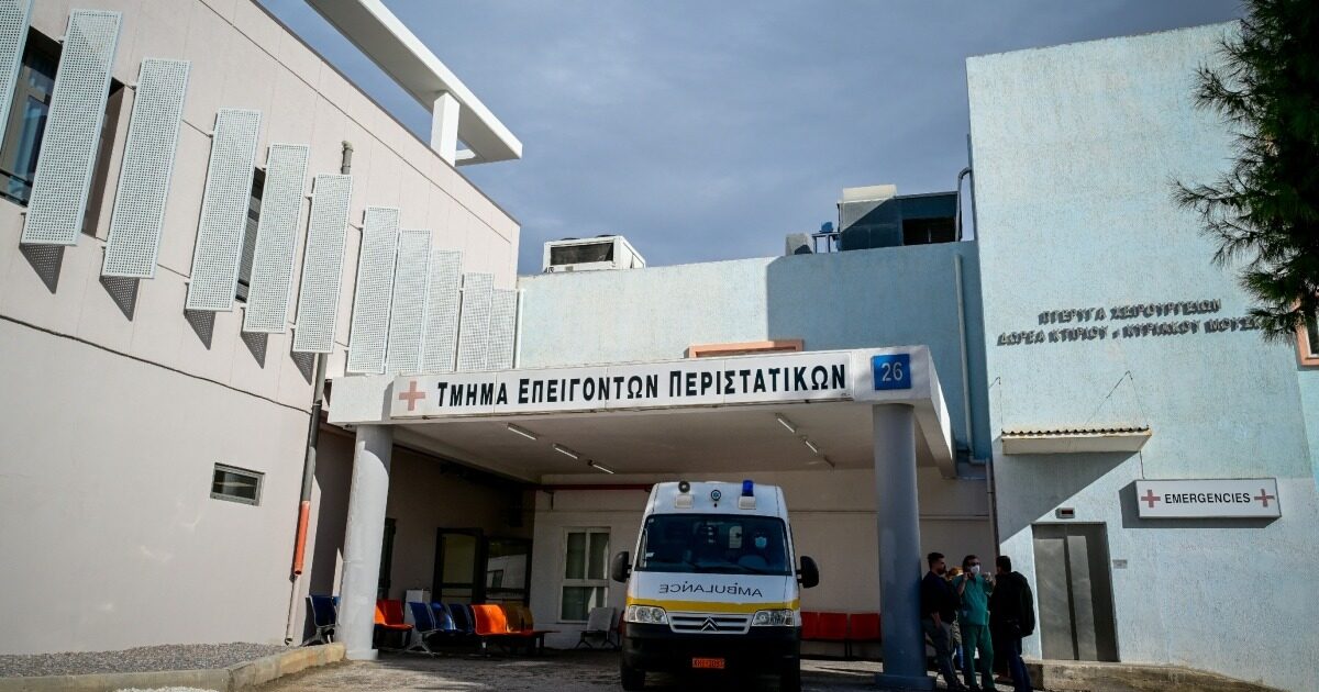 Σε 73 νοσοκομεία λειτουργεί το «βραχιολάκι»: Μειώθηκε κατά 63% ο χρόνος εξυπηρέτησης στα Επείγοντα συγκριτικά με το 2025
