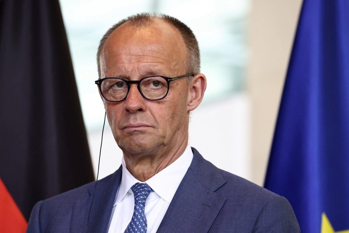 Κόκκινος συναγερμός στη Γερμανία: Το μήνυμα Μερτς για οικονομία και AfD | Επικαιρότητα στο LivePress.gr